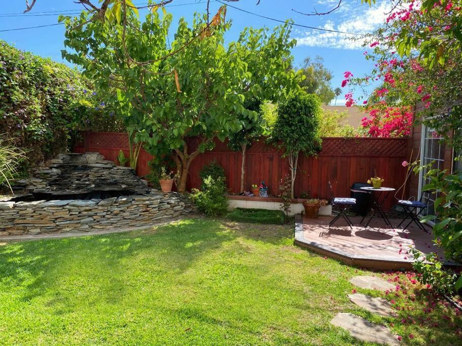 Hébergement de vacances 3 Bedroom Beverly Hills House *