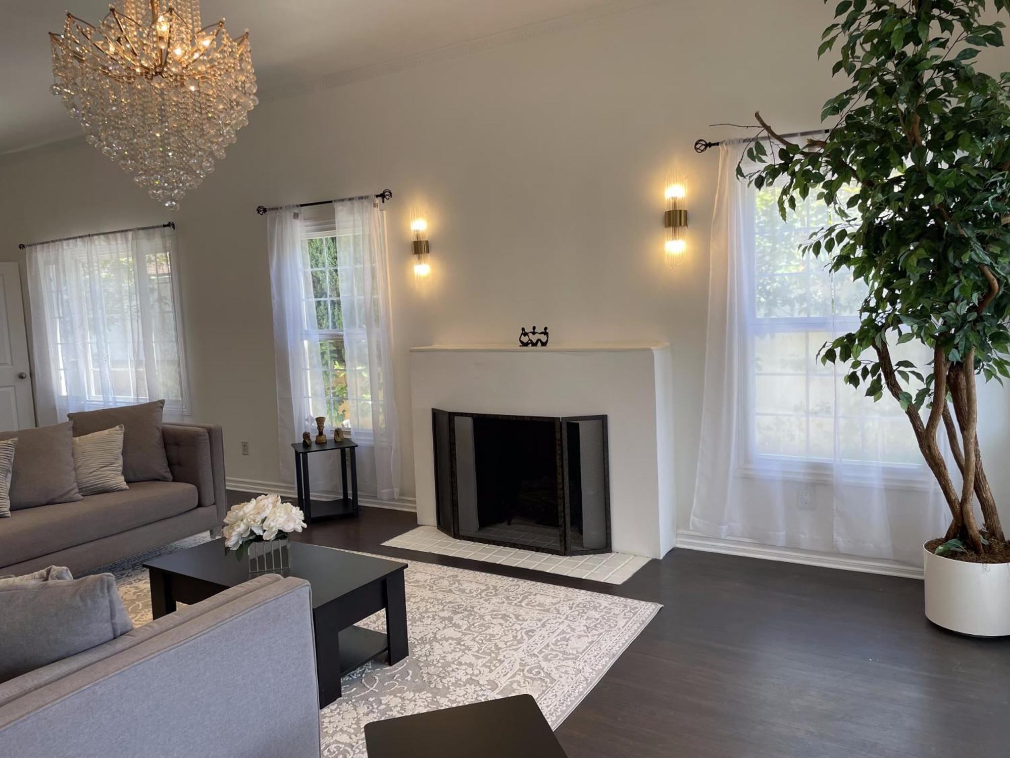 3 Bedroom Beverly Hills House Hébergement de vacances Los Angeles